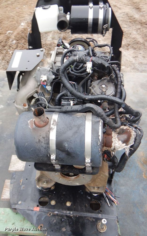 image for item IT9151 Ford LRG-435P-6006-A  four cylinder gas engine