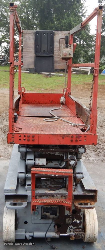 image for item IT9152 Skyjack SJIII 3219  scissor lift