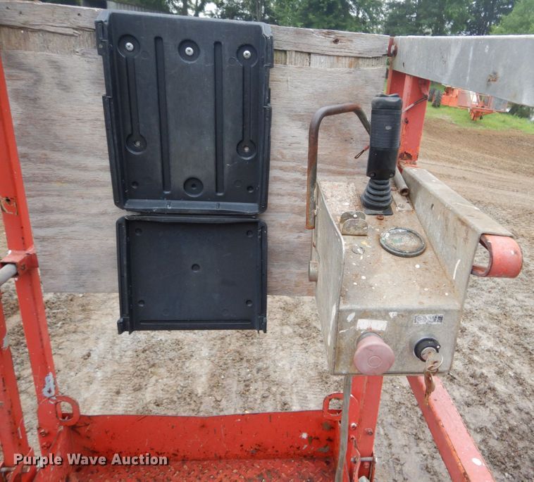 image for item IT9152 Skyjack SJIII 3219  scissor lift