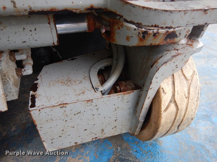 image for item IT9153 Skyjack SJIII 3219  scissor lift