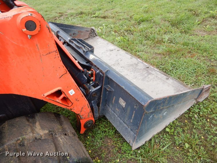 image for item IT9154 2011 Kubota SVL90  tracked skid steer loader