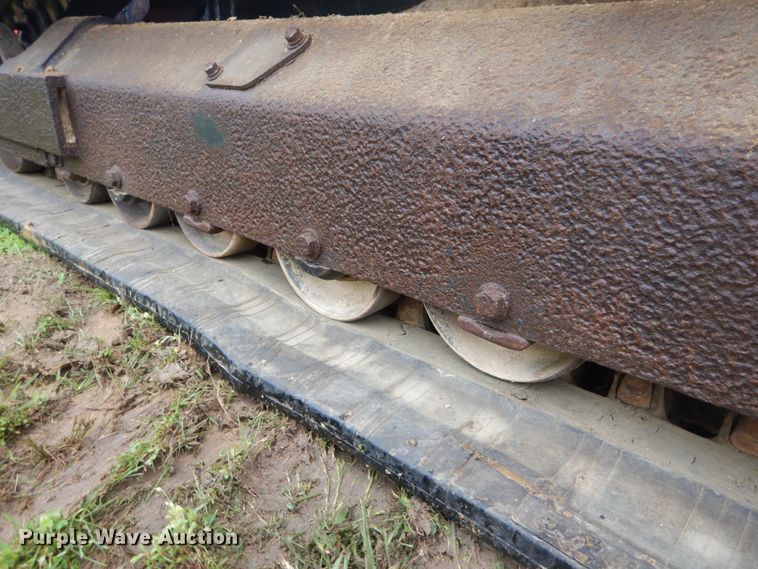 image for item IT9154 2011 Kubota SVL90  tracked skid steer loader