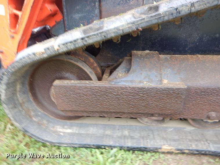 image for item IT9154 2011 Kubota SVL90  tracked skid steer loader