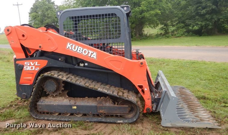 image for item IT9155 Kubota SVL90-2  tracked skid steer loader