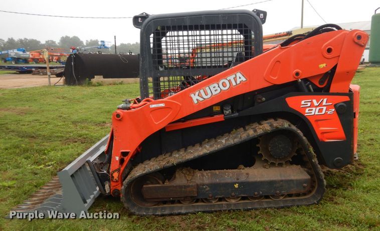 image for item IT9155 Kubota SVL90-2  tracked skid steer loader