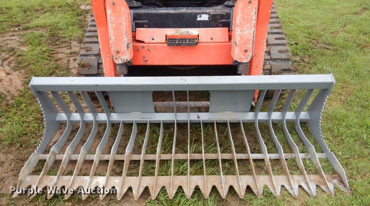 image for item IT9155 Kubota SVL90-2  tracked skid steer loader