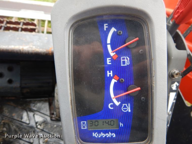 image for item IT9155 Kubota SVL90-2  tracked skid steer loader