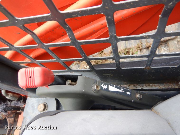 image for item IT9155 Kubota SVL90-2  tracked skid steer loader