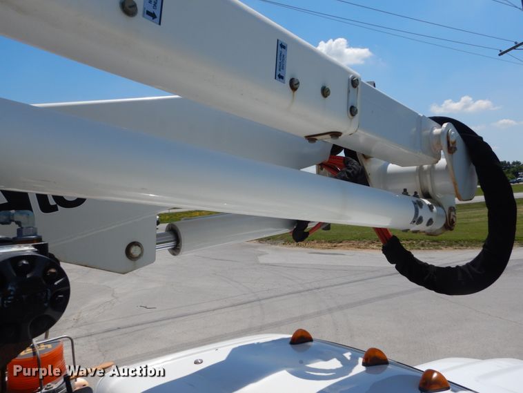 image for item IT9170 2012 Ford F550 Super Duty XL  bucket truck