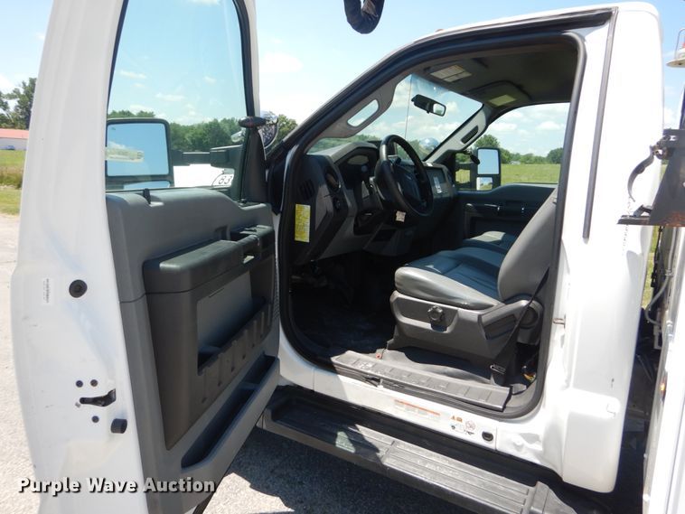 image for item IT9170 2012 Ford F550 Super Duty XL  bucket truck