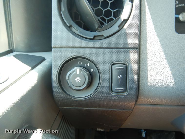 image for item IT9170 2012 Ford F550 Super Duty XL  bucket truck