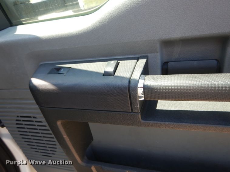 image for item IT9170 2012 Ford F550 Super Duty XL  bucket truck