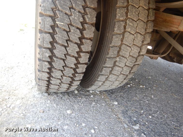 image for item IT9170 2012 Ford F550 Super Duty XL  bucket truck