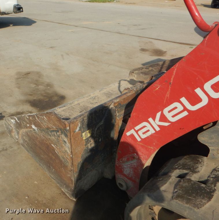 image for item IT9178 2019 Takeuchi TL12R2  tracked skid steer loader