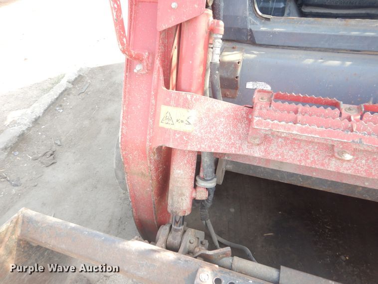 image for item IT9178 2019 Takeuchi TL12R2  tracked skid steer loader