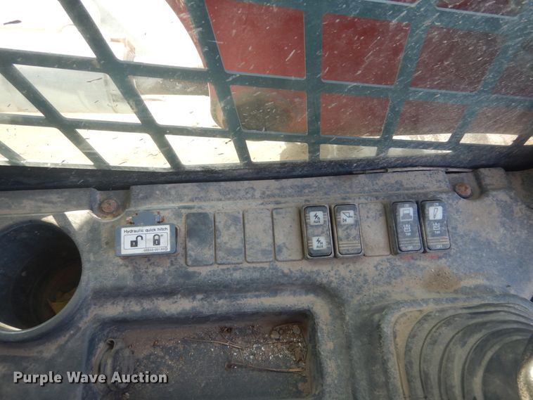 image for item IT9178 2019 Takeuchi TL12R2  tracked skid steer loader