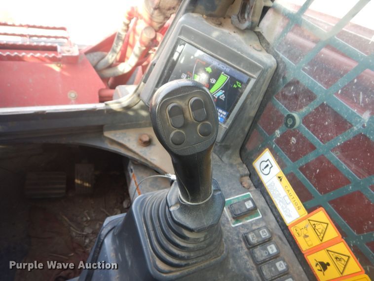 image for item IT9178 2019 Takeuchi TL12R2  tracked skid steer loader