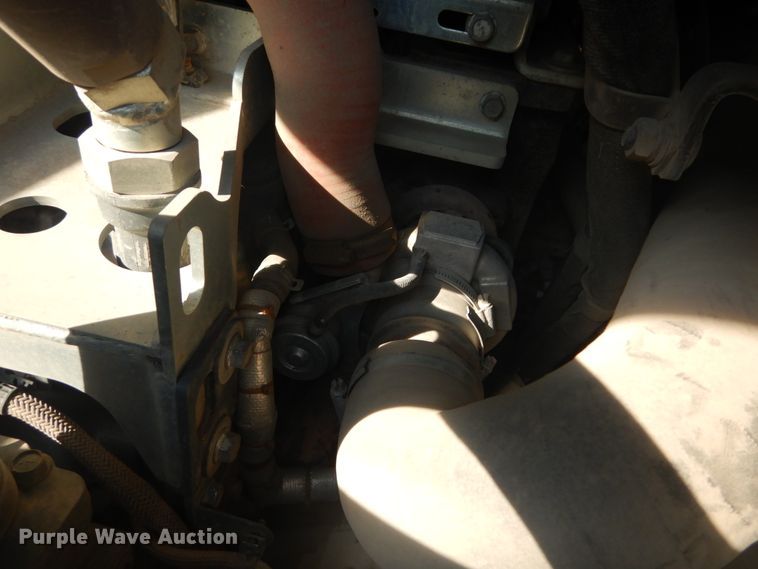 image for item IT9178 2019 Takeuchi TL12R2  tracked skid steer loader