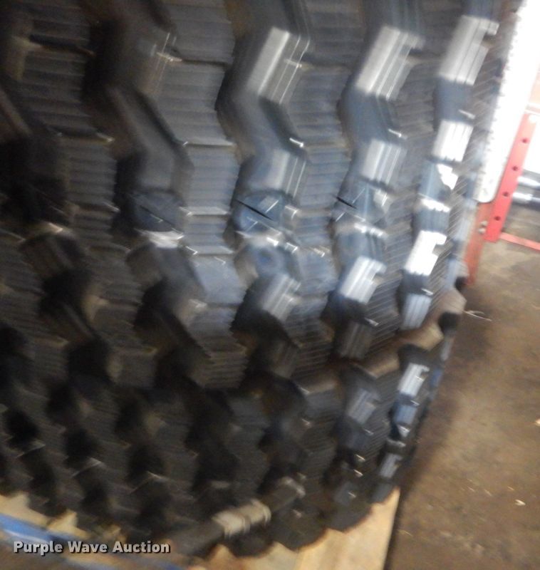 image for item IT9178 2019 Takeuchi TL12R2  tracked skid steer loader