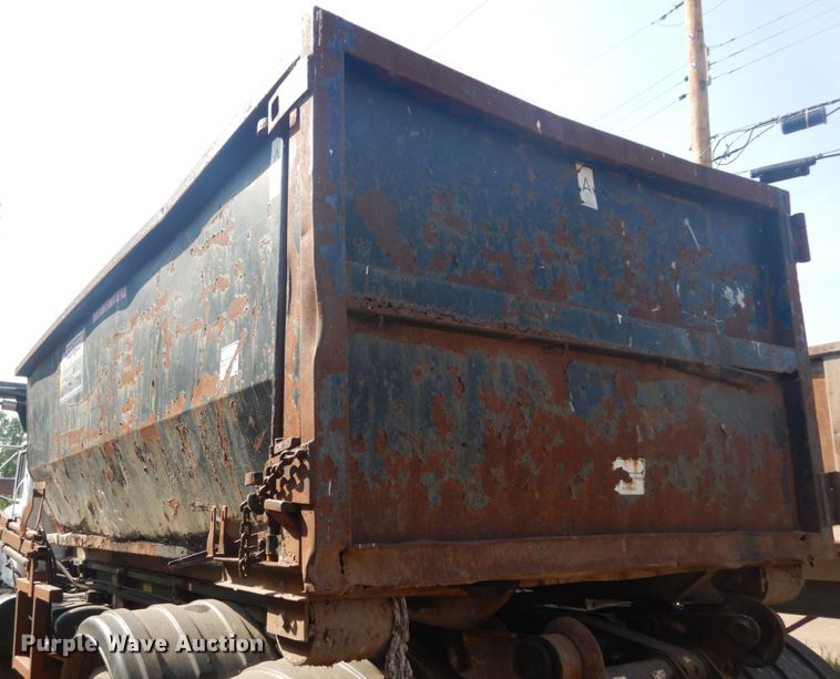 image for item IT9179 Roll-off dumpster
