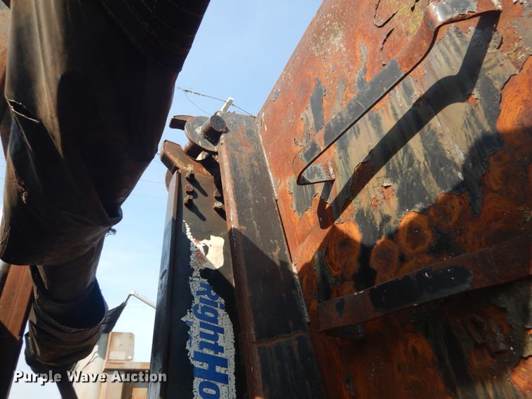 image for item IT9179 Roll-off dumpster