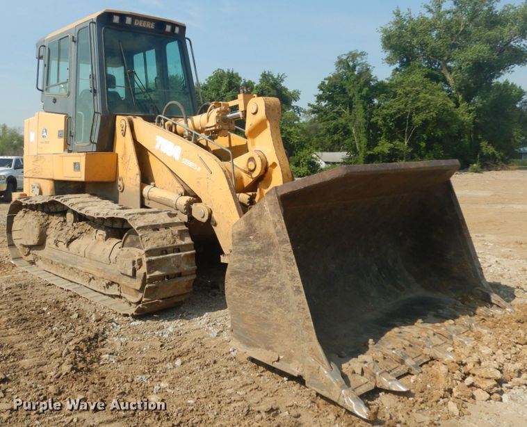 image for item IT9180 2007 John Deere 755C Series II  track loader