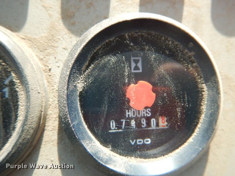 image for item IT9180 2007 John Deere 755C Series II  track loader