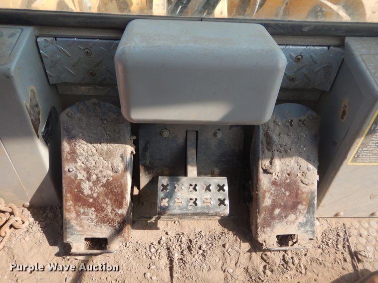 image for item IT9180 2007 John Deere 755C Series II  track loader