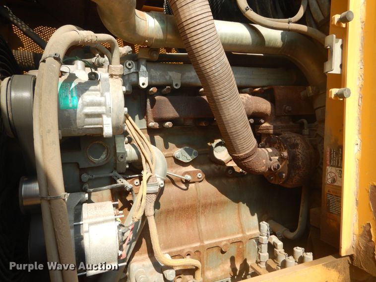 image for item IT9180 2007 John Deere 755C Series II  track loader