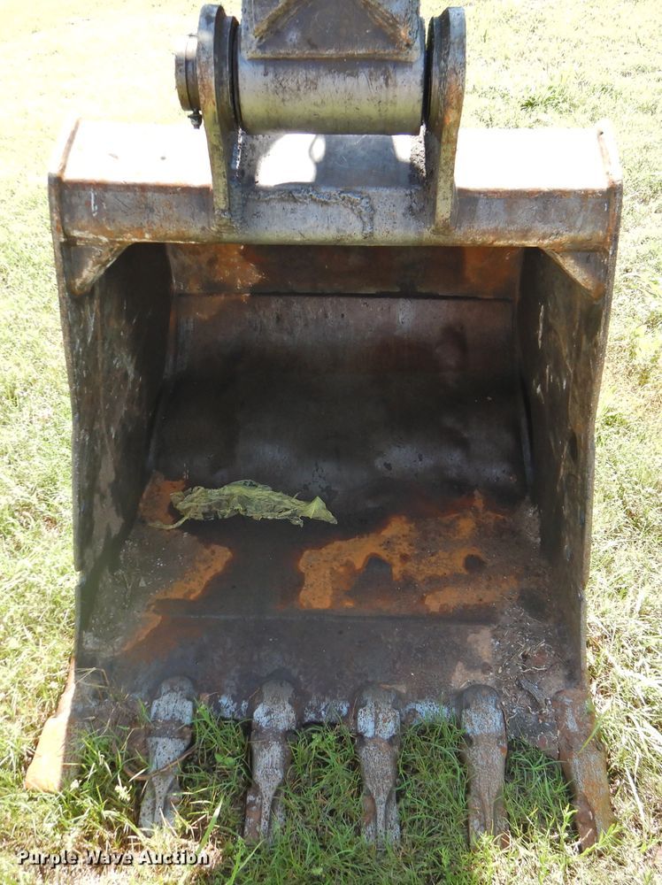 image for item JX9922 1994 Hitachi EX150  excavator