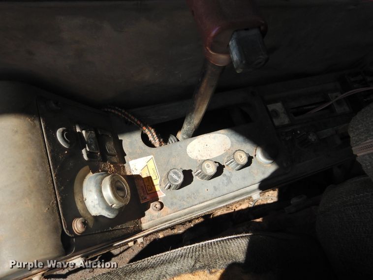 image for item JX9922 1994 Hitachi EX150  excavator