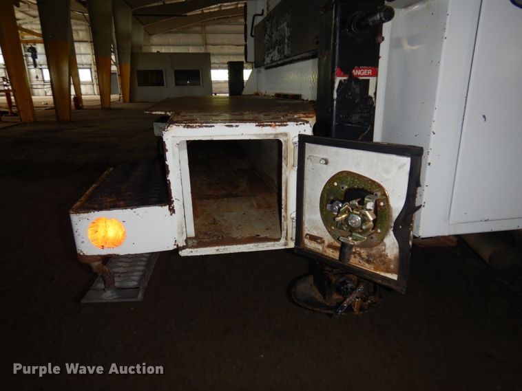 image for item KA9002 2015 Dodge Ram 5500  utility / service truck