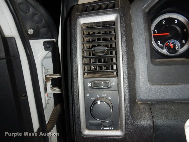 image for item KA9002 2015 Dodge Ram 5500  utility / service truck