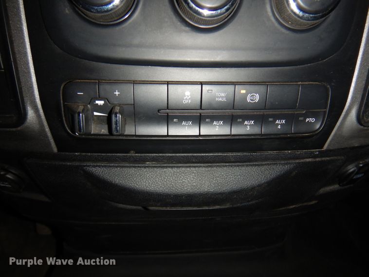 image for item KA9002 2015 Dodge Ram 5500  utility / service truck