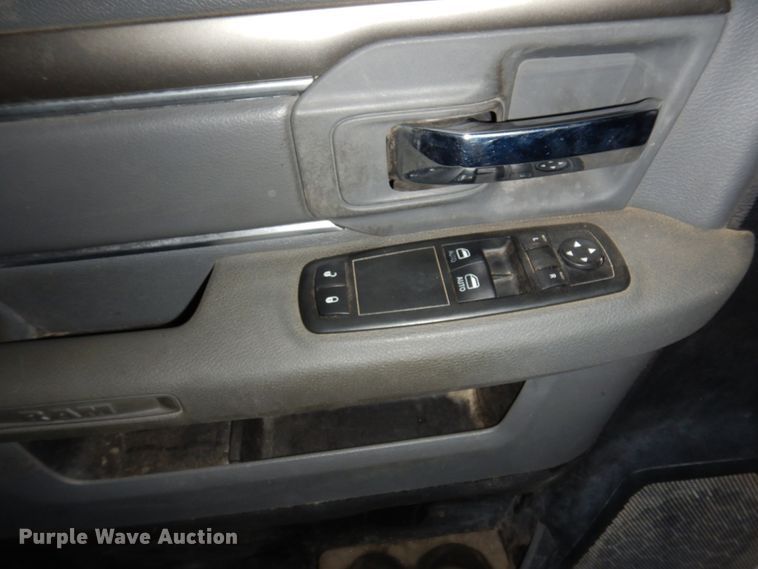 image for item KA9002 2015 Dodge Ram 5500  utility / service truck