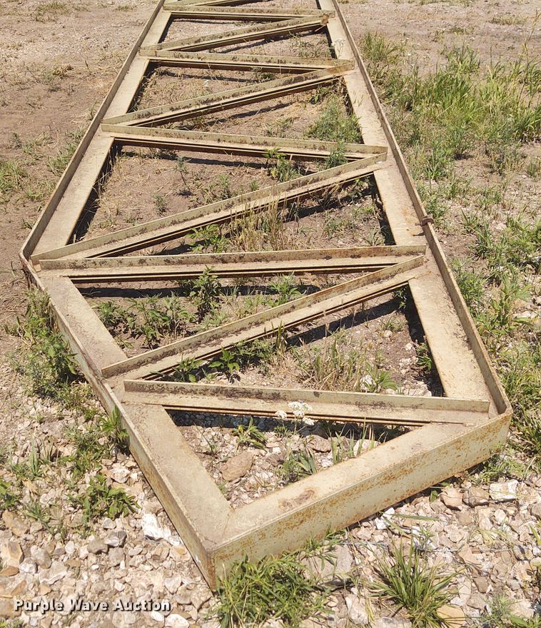 image for item BY9334 (9) 46'W steel trusses