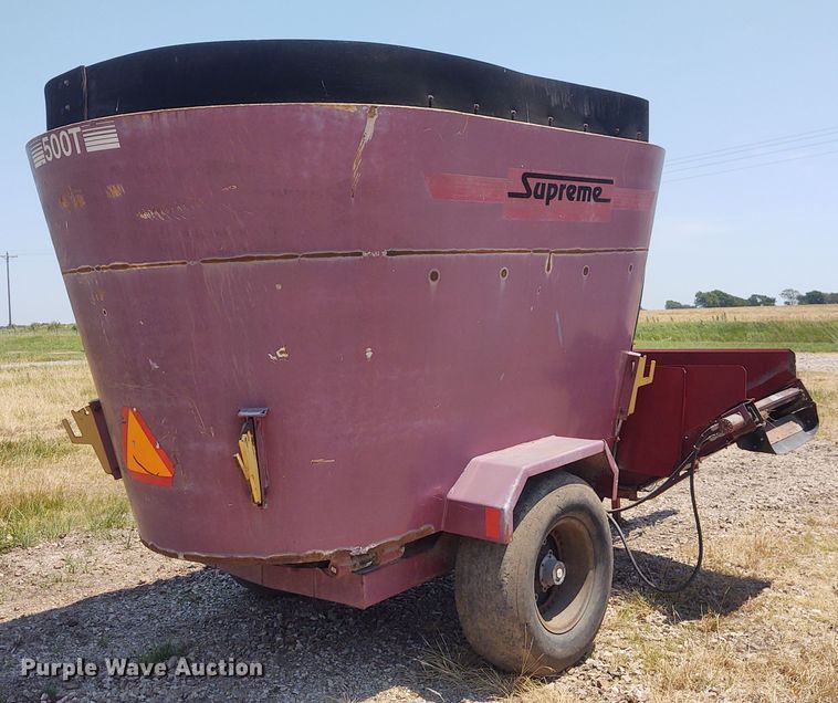 image for item BY9335 Supreme 500T  feed grinder/mixer