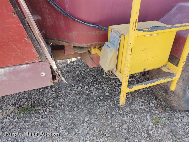 image for item BY9335 Supreme 500T  feed grinder/mixer