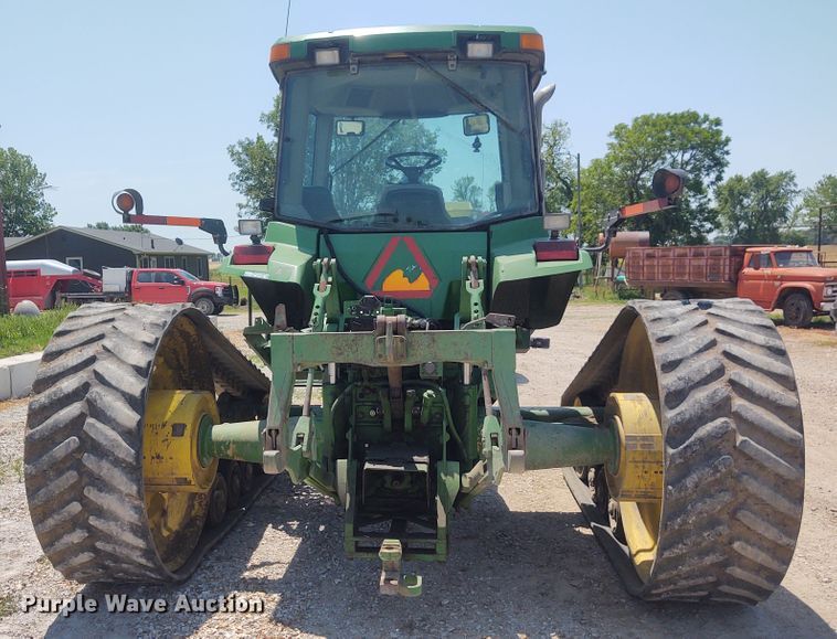 image for item BY9336 2000 John Deere 8410T  tractor