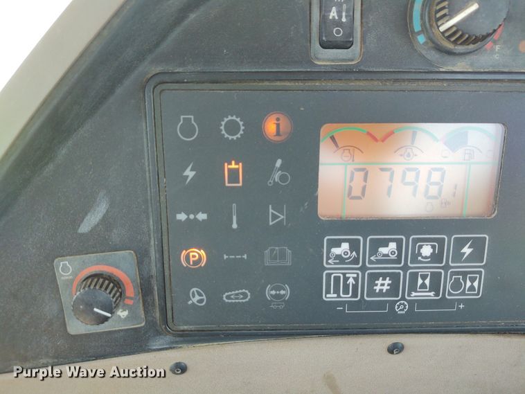 image for item BY9336 2000 John Deere 8410T  tractor