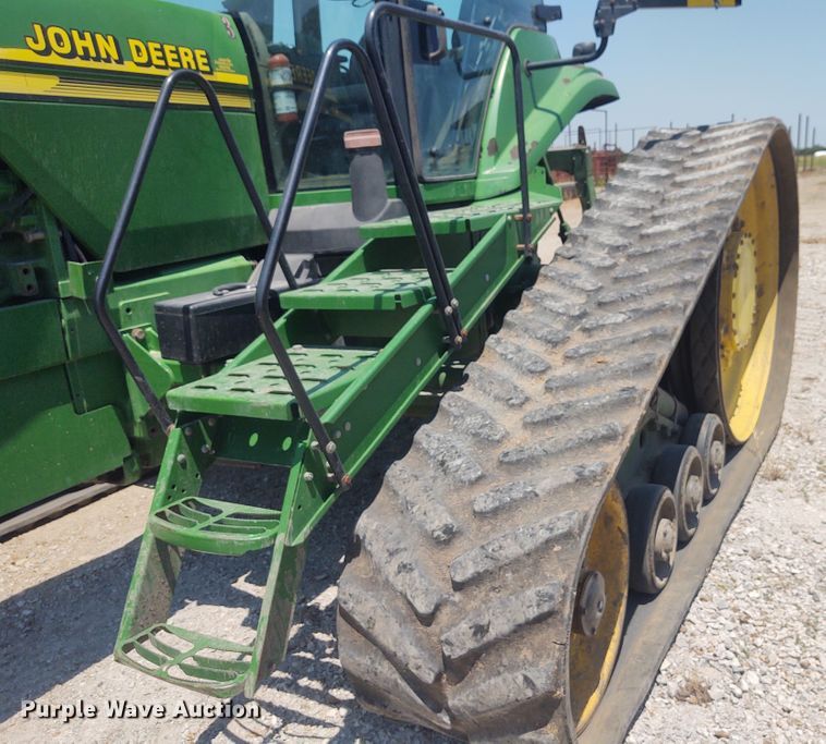 image for item BY9336 2000 John Deere 8410T  tractor