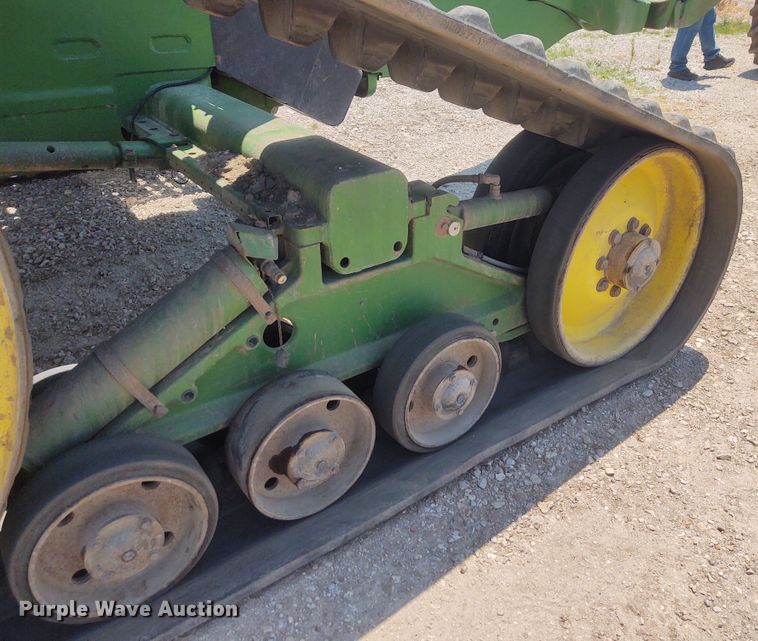 image for item BY9336 2000 John Deere 8410T  tractor