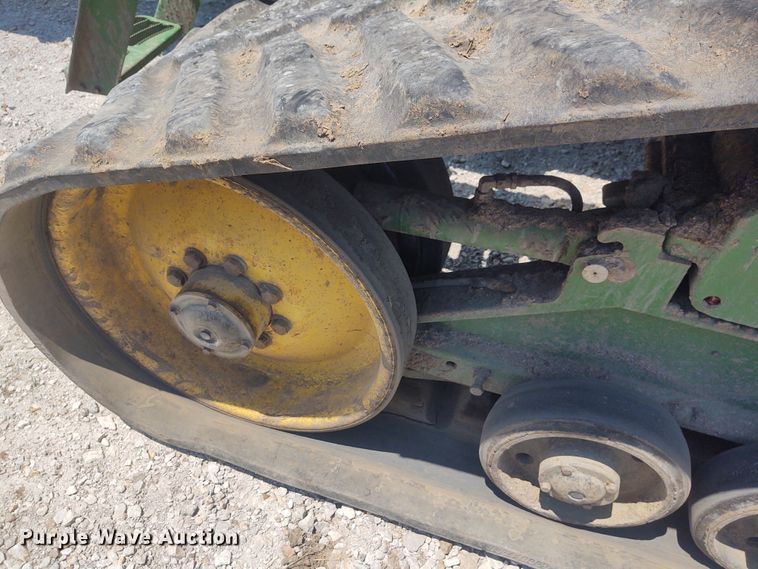 image for item BY9336 2000 John Deere 8410T  tractor