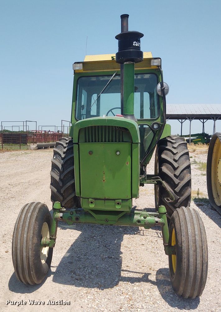 image for item BY9337 John Deere 4320  tractor