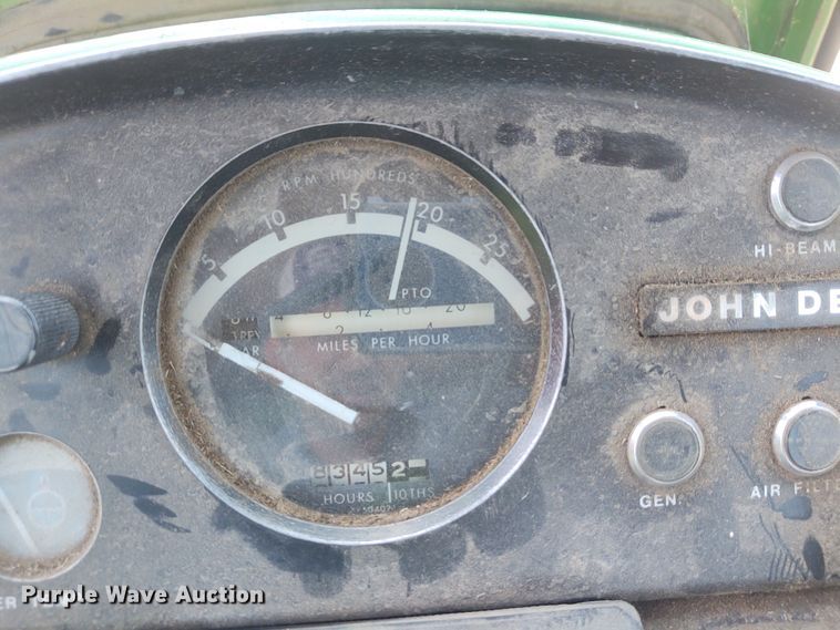 image for item BY9337 John Deere 4320  tractor