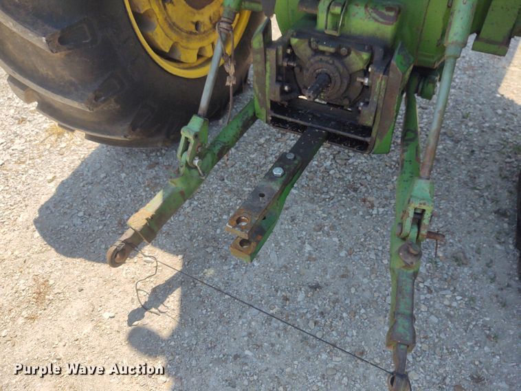 image for item BY9337 John Deere 4320  tractor