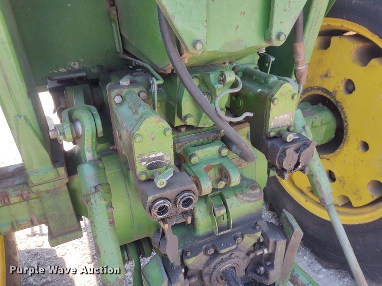 image for item BY9337 John Deere 4320  tractor