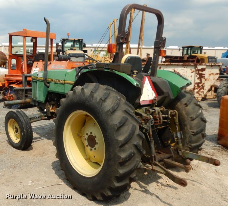 image for item DC2061 1992 John Deere 5200  tractor