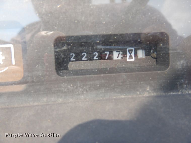 image for item DC2061 1992 John Deere 5200  tractor