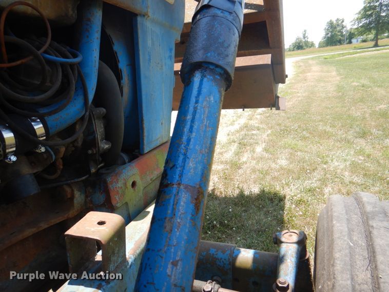 image for item DL0074 1967 Ford 5000  tractor